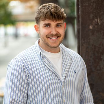 Julian Hertweck, Geschäftsführer